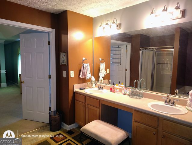 635 Paper Creek Drive, Lawrenceville, GA 30046