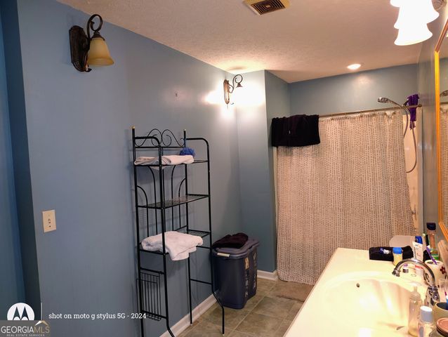 635 Paper Creek Drive, Lawrenceville, GA 30046