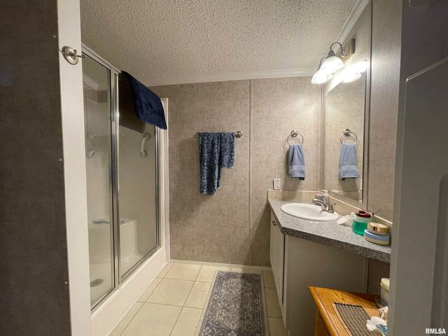 557 TWIN OAKS Drive, Cobden, IL 62920