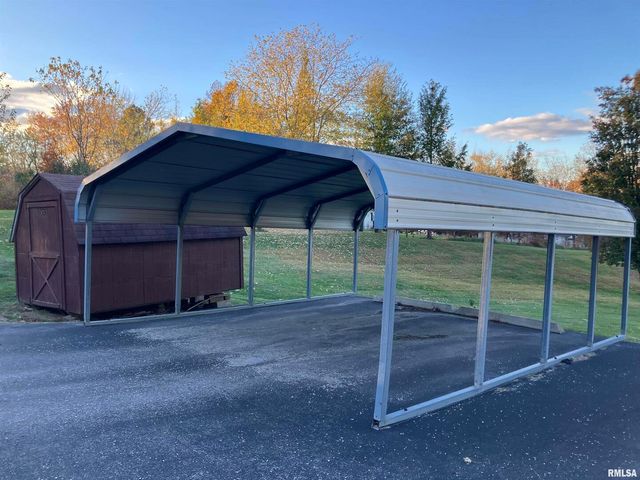 557 TWIN OAKS Drive, Cobden, IL 62920