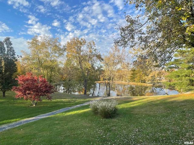 557 TWIN OAKS Drive, Cobden, IL 62920