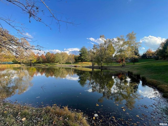 557 TWIN OAKS Drive, Cobden, IL 62920