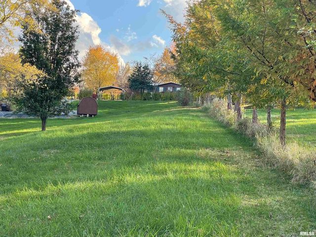 557 TWIN OAKS Drive, Cobden, IL 62920