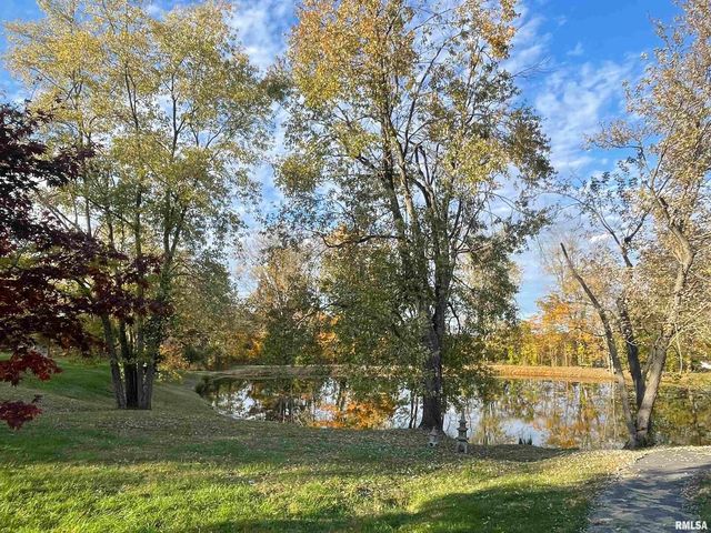 557 TWIN OAKS Drive, Cobden, IL 62920