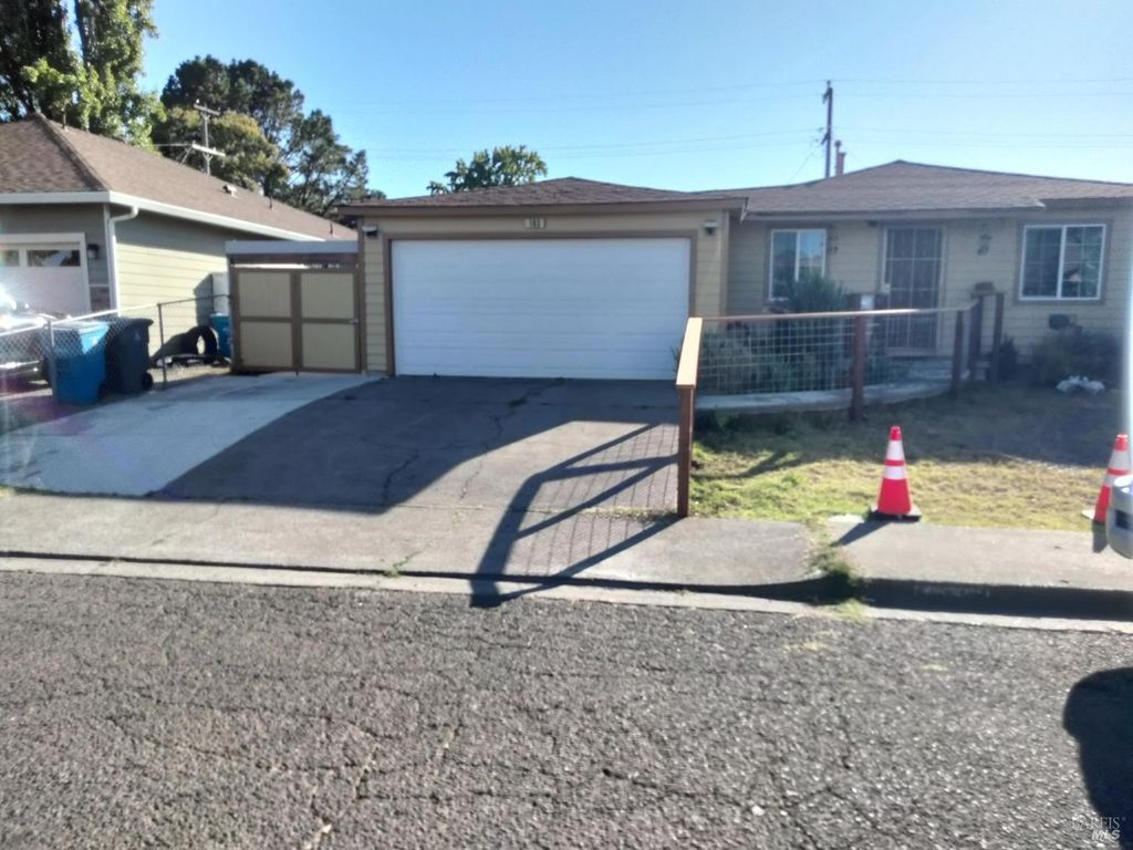 163 Kemper St, Vallejo, CA 94589