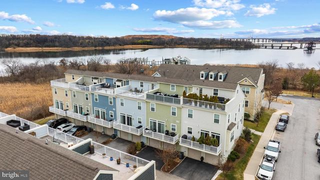 2065 CASE RD, Baltimore, MD 21222