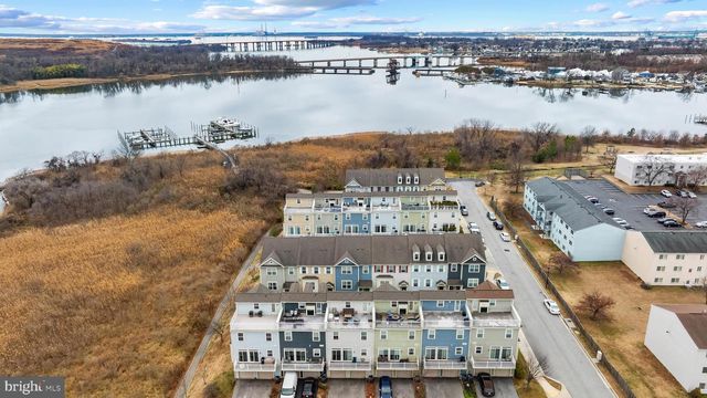 2065 CASE RD, Baltimore, MD 21222