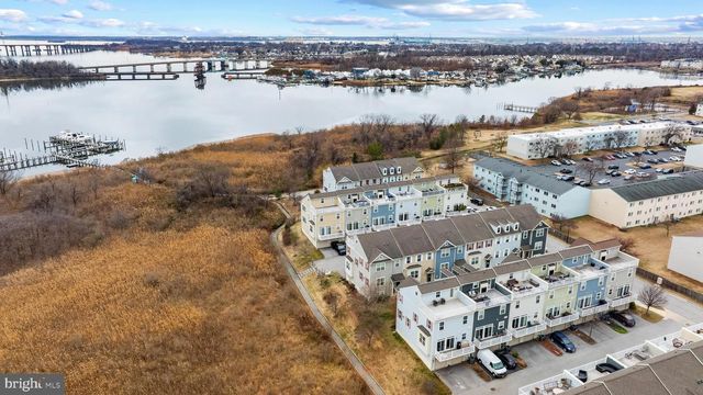 2065 CASE RD, Baltimore, MD 21222