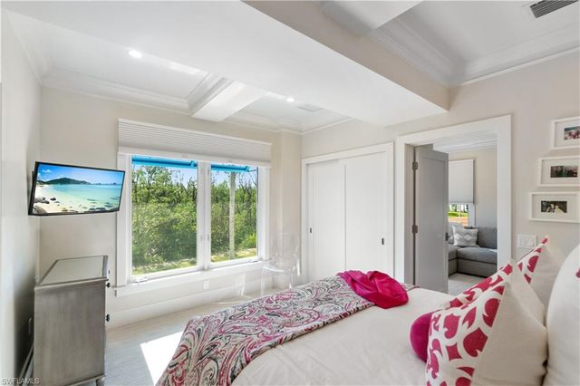 237 Bayfront DR, Bonita Springs, FL 34134