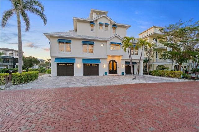 237 Bayfront DR, Bonita Springs, FL 34134