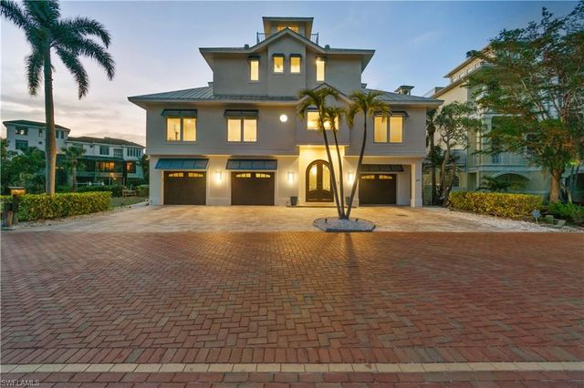 237 Bayfront DR, Bonita Springs, FL 34134