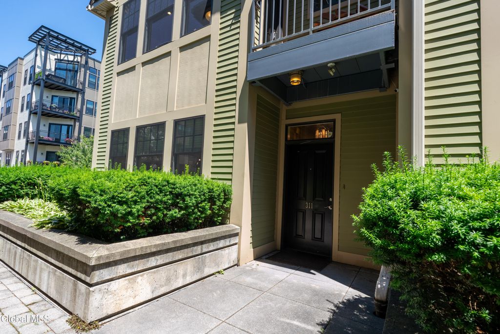 30 Whistler Court 311, Saratoga Springs, NY 12866