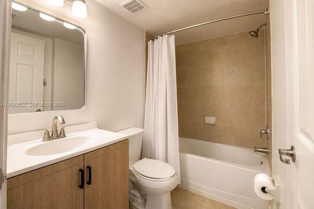 22561 SW 88th Pl 205-7, Cutler Bay, FL 33190