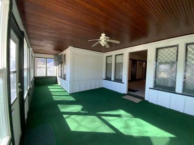 403 Rhodes Avenue, Big Rock, IL 60511