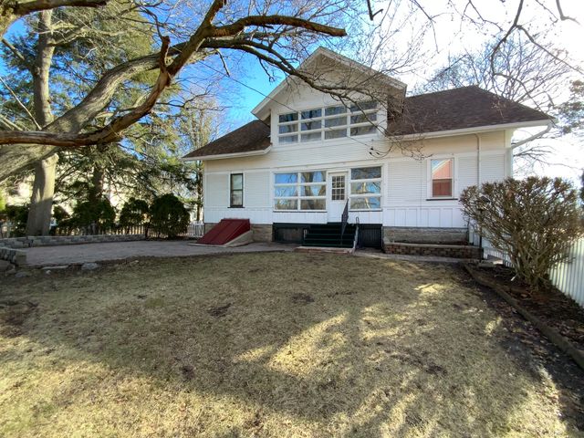 403 Rhodes Avenue, Big Rock, IL 60511