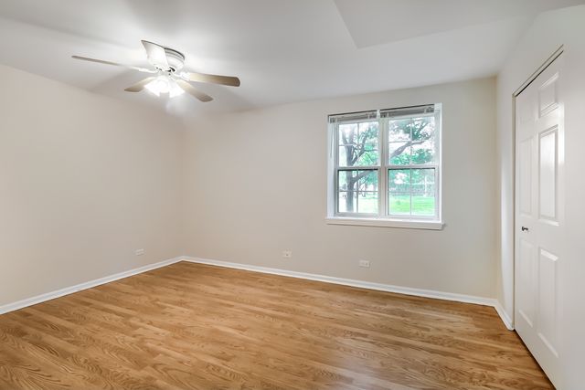 734 N Gary Avenue 112, Carol Stream, IL 60188
