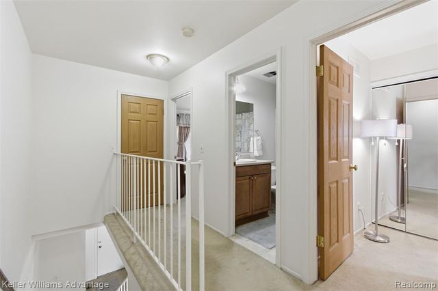 3164 Woods Circle, Detroit, MI 48207