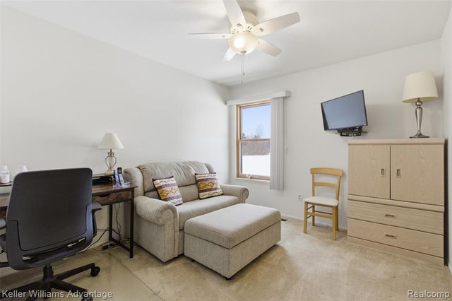 3164 Woods Circle, Detroit, MI 48207