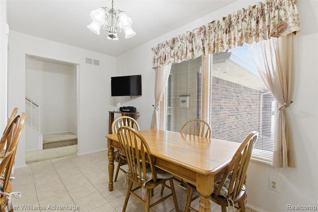 3164 Woods Circle, Detroit, MI 48207