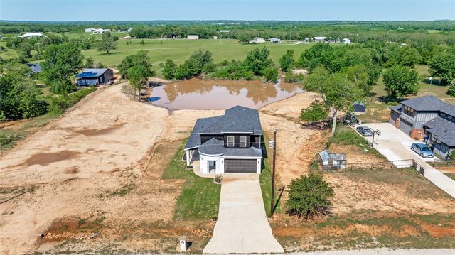 121 County Road 3471, Paradise, TX 76073