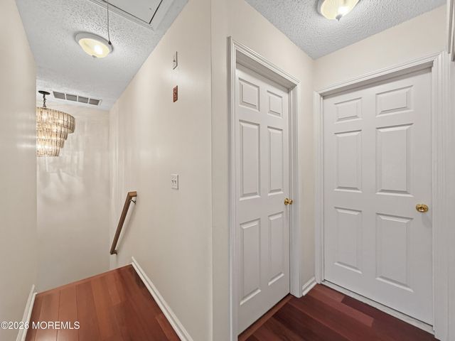 25 Bryce Canyon Road, Howell, NJ 07731