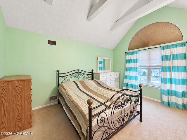 25 Bryce Canyon Road, Howell, NJ 07731