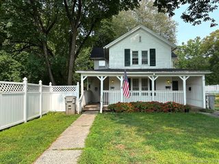 35 Circle Street A, Bristol, CT 06010