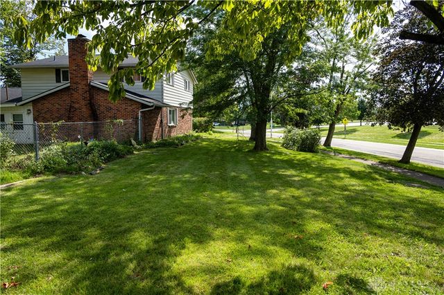 5741 Toulon Court, Huber Heights, OH 45424