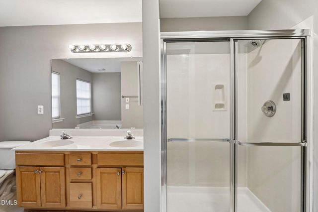 10733 Pendragon Place, Raleigh, NC 27614