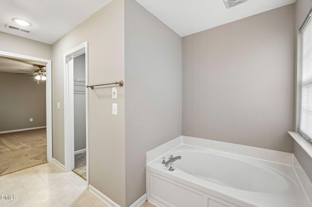 10733 Pendragon Place, Raleigh, NC 27614