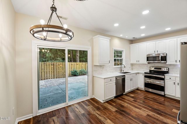 10733 Pendragon Place, Raleigh, NC 27614