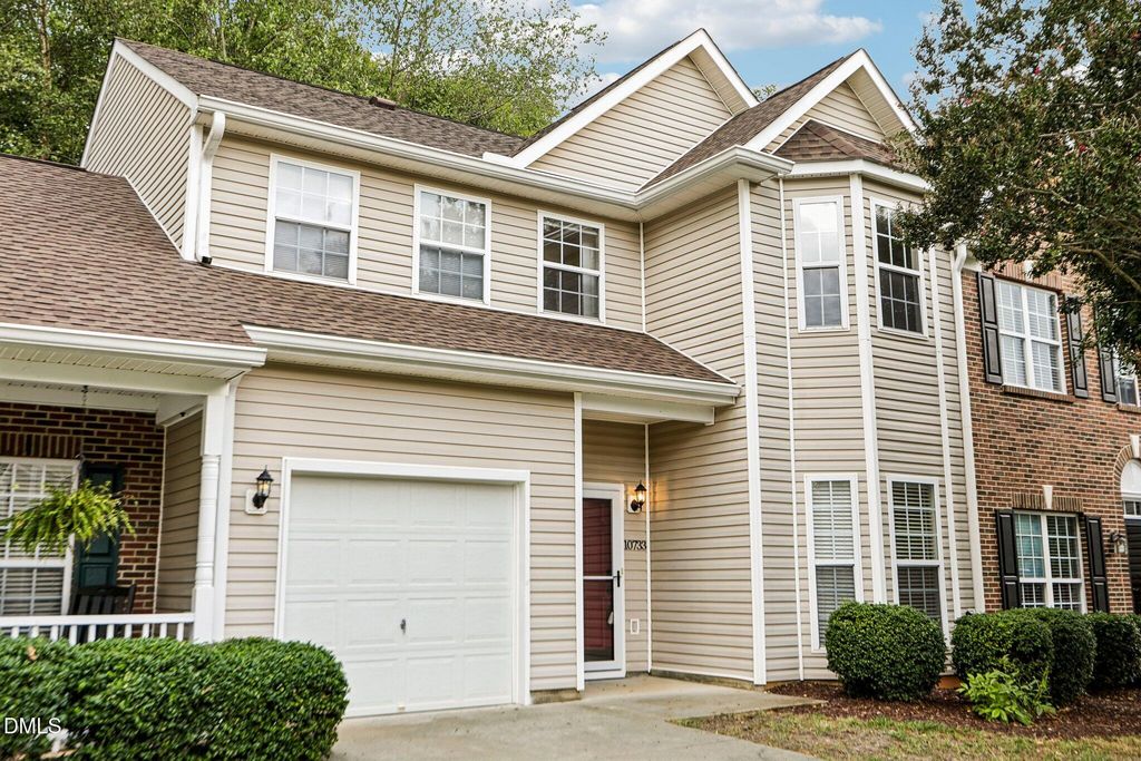 10733 Pendragon Place, Raleigh, NC 27614