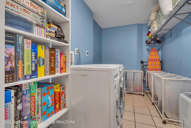 6 Pitney Lane, Jackson, NJ 08527