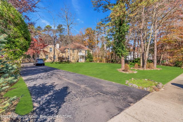 6 Pitney Lane, Jackson, NJ 08527