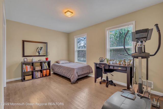 6 Pitney Lane, Jackson, NJ 08527