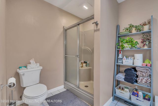 6 Pitney Lane, Jackson, NJ 08527
