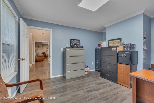6 Pitney Lane, Jackson, NJ 08527