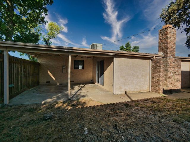 3541 Kroy Way, Sacramento, CA 95820