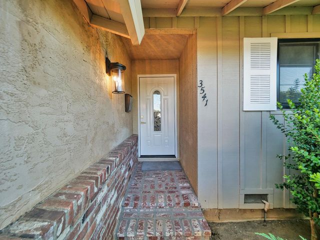 3541 Kroy Way, Sacramento, CA 95820