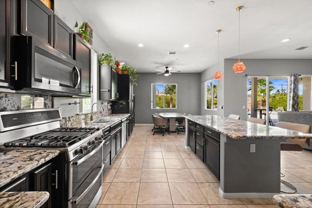 68400 Sandia Court, Cathedral City, CA 92234