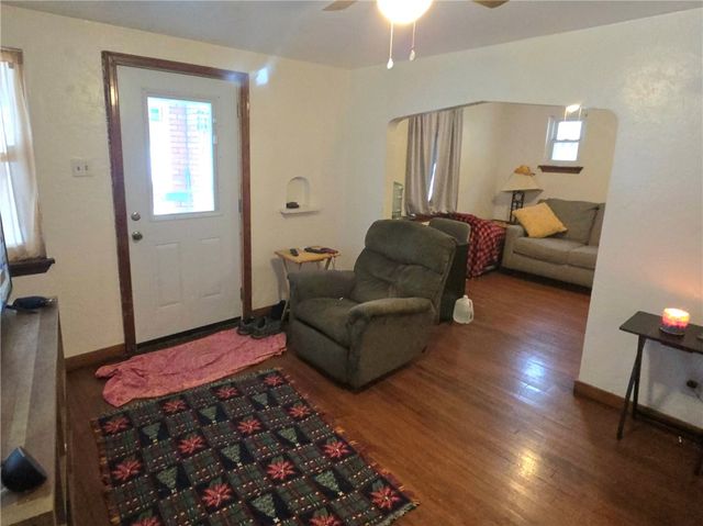 3102 Hazelhurst Avenue, Baldwin Boro, PA 15227