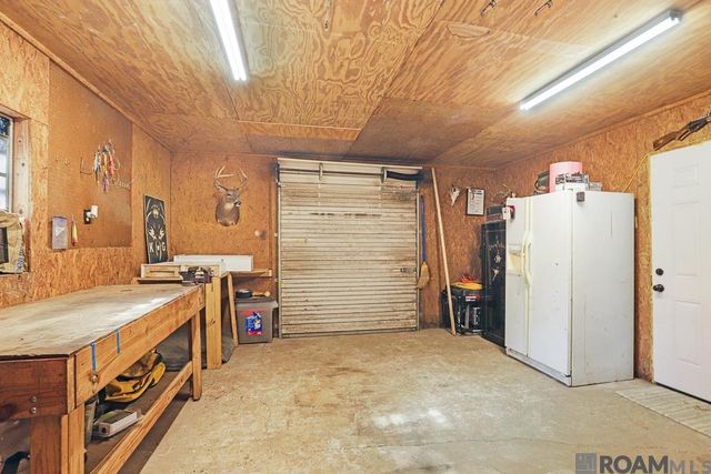 26614 Debra Dr, Denham Springs, LA 70726