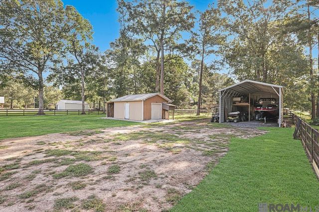 26614 Debra Dr, Denham Springs, LA 70726