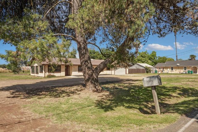 2525 Snyder Ln, Stockton, CA 95215