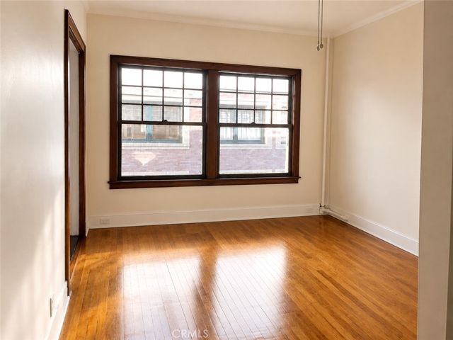 2121 James M Wood Boulevard W 316, Los Angeles, CA 90006