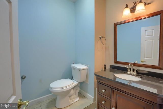 1147 CROSS CREEK DR, Mechanicsburg, PA 17050