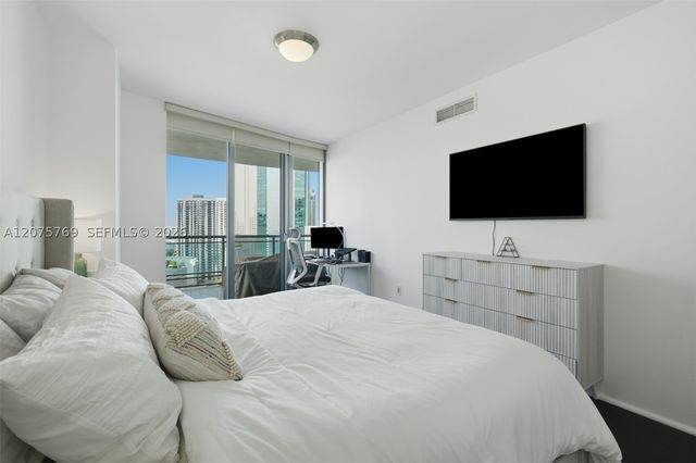 350 S Miami Ave 2601, Miami, FL 33130