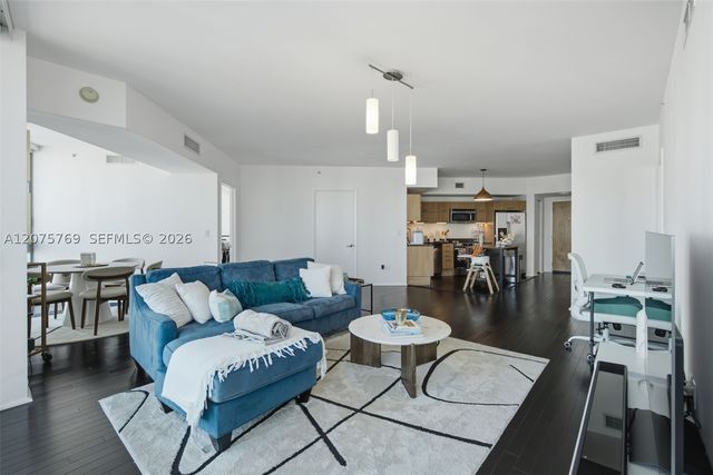 350 S Miami Ave 2601, Miami, FL 33130