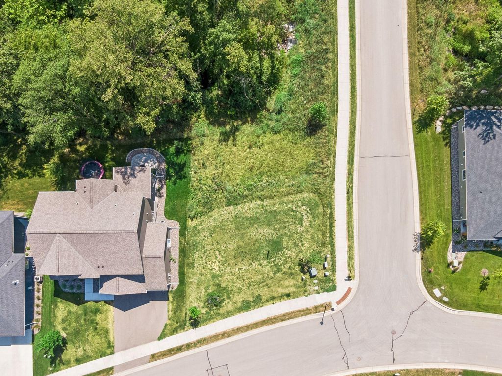 1949 Woods Point, Waconia, MN 55387 — photo 5