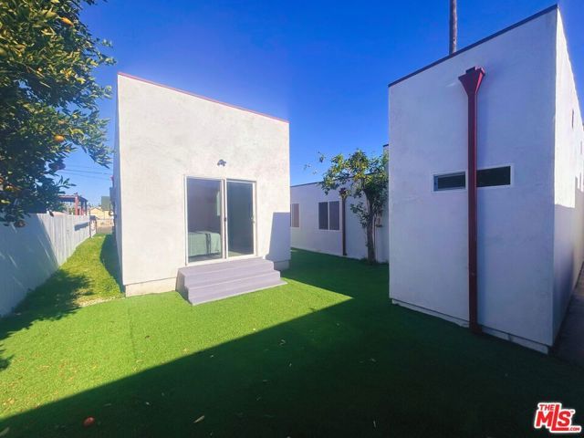 4144 Lennox Boulevard, Inglewood, CA 90304